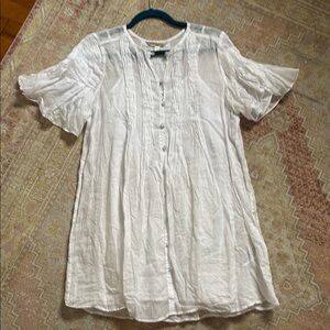 Banana Republic White Flutter Sleeve Mandarin Collar Top